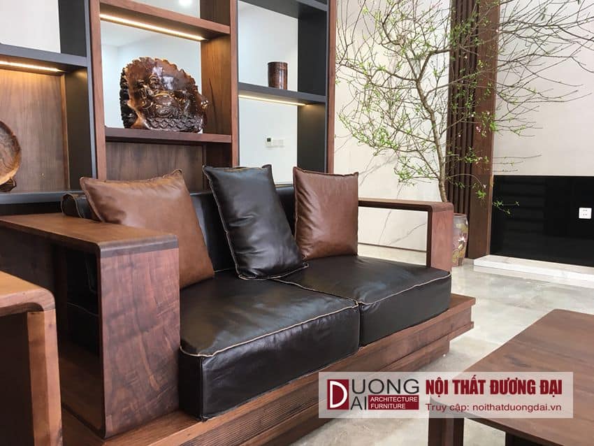 May nệm sofa giản đơn hơn bao giờ hết với các loại vải mới nhất. Bạn có thể chọn vải để đạt được phong cách và màu sắc phù hợp cho phòng khách của bạn. Ngoài ra, sản phẩm được làm bằng chất liệu bền và đạt tiêu chuẩn an toàn, đảm bảo an toàn cho bạn và gia đình.