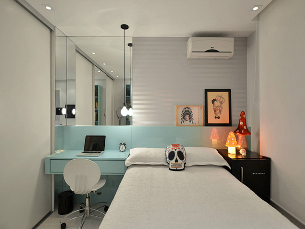 Căn phòng trong hiện đại hơn với tông màu xanh - trắng