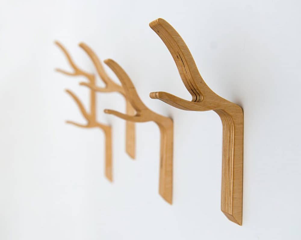 Thiết kế móc treo gỗ hình sừng đầy nghệ thuật