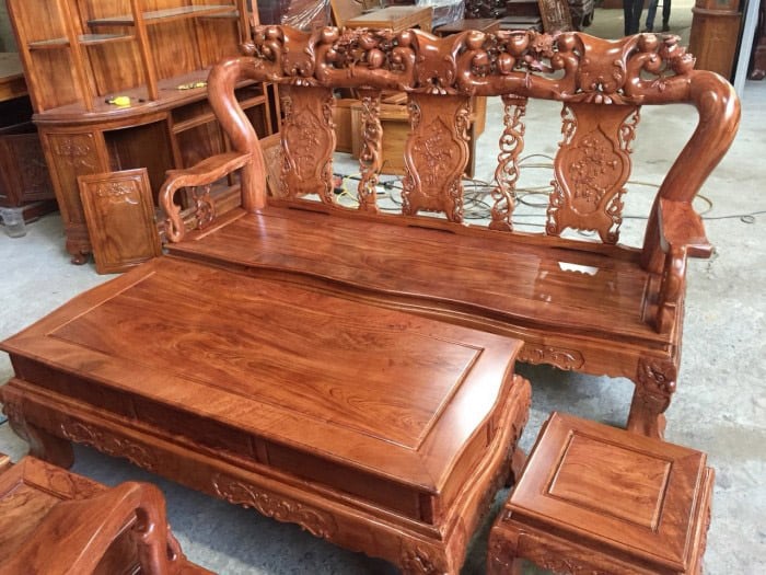 Mẫu bàn ghế tân cổ điển từ gỗ hương đá 