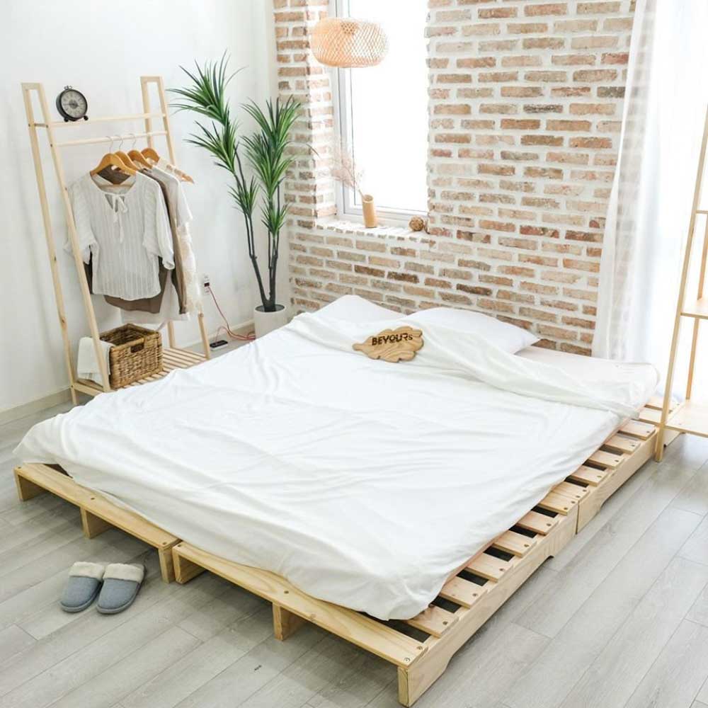Cách bố trí phòng ngủ 9m2 tiết kiệm khi sử dụng giường Pallet