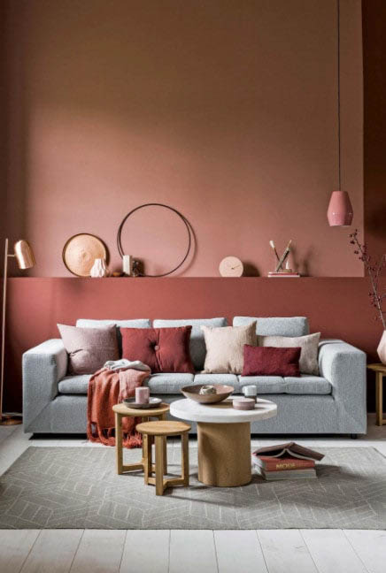 sử dụng sơn tường màu hồng cho phòng khách