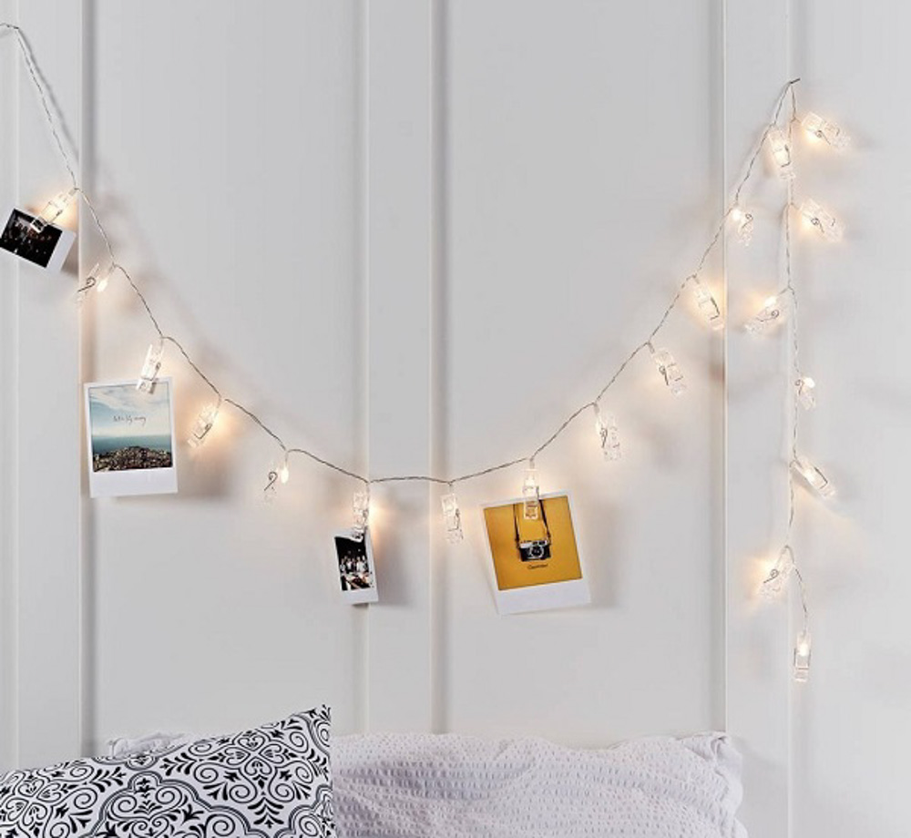 Trang trí phòng ngủ bằng đèn led lung linh cho không gian thêm ấm cúng